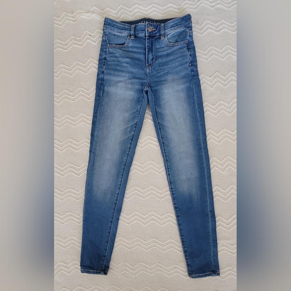 American Eagle (Size 4 regular) Next Level Stretch High Rise Jeans